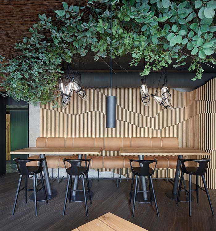 320m2鄭州金水區(qū)西餐廳設計效果圖