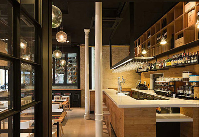 130平米餐飲店面裝修設計效果圖